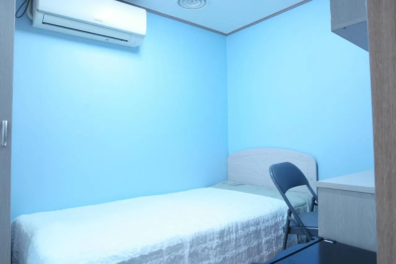 Angel Ire Hostel Busan 0*,  South Korea